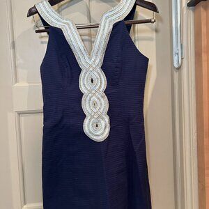 Navy Textured Sleeveless Sheath Dress W/ Gold & Silver Embroidery Size 2